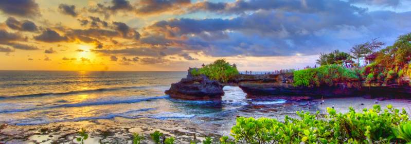 Tanah lot-beach-temple