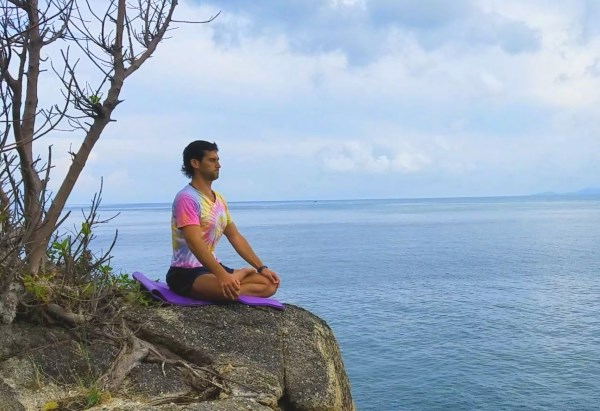 pranayama_by_the_sea_