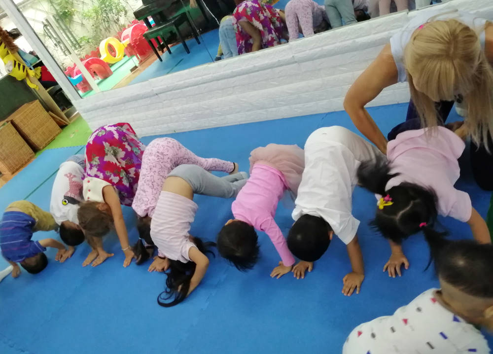 kids yoga kindergarten