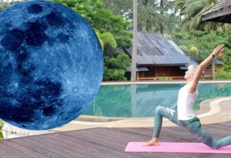 Чандра Намаскар або привітання Місяцю