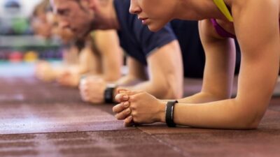 ТОП 3 фітнес браслета для йоги у 2020