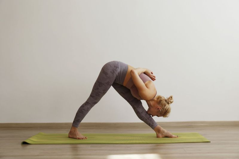 Hormonal yoga for women exercises