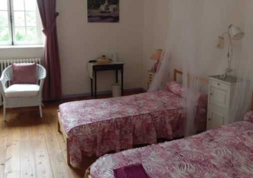room triple 2