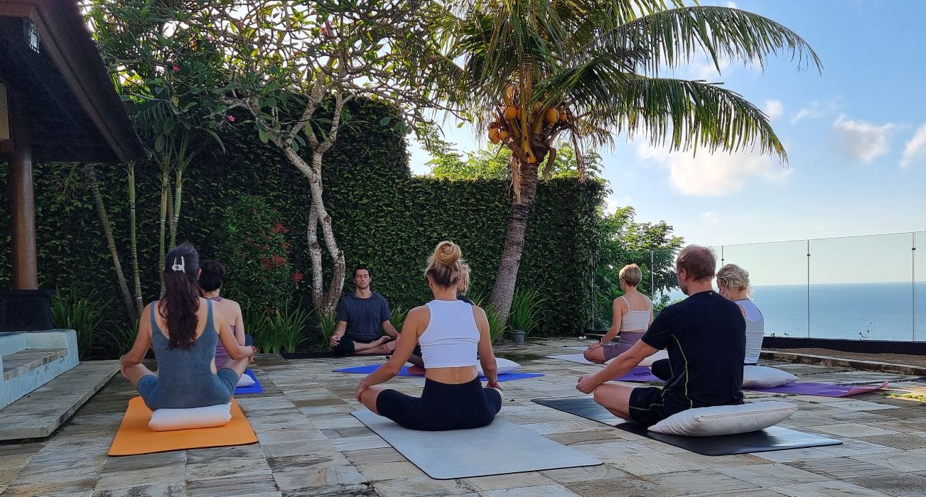 Практика на берегу океана