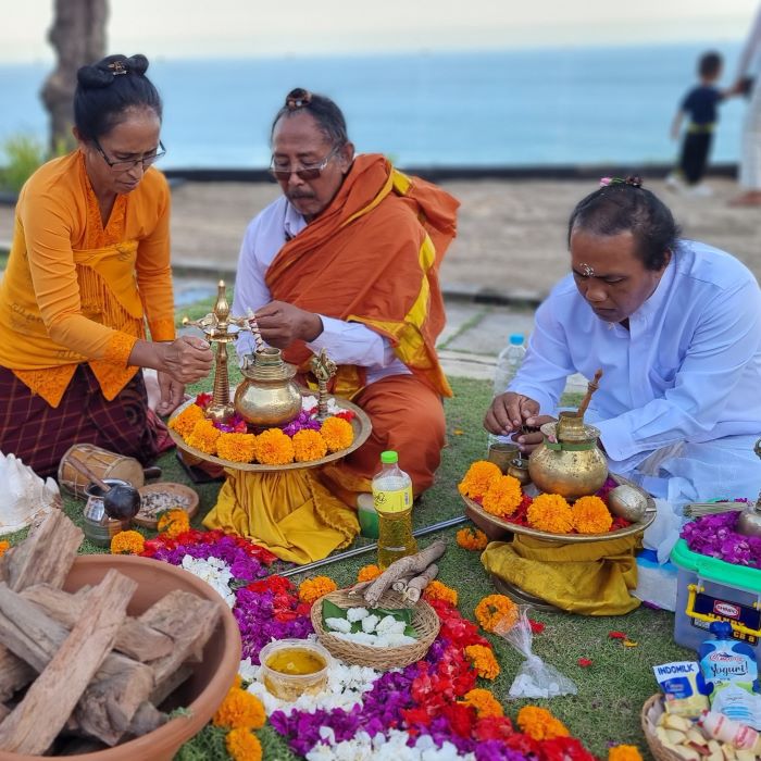 Agno Hotra