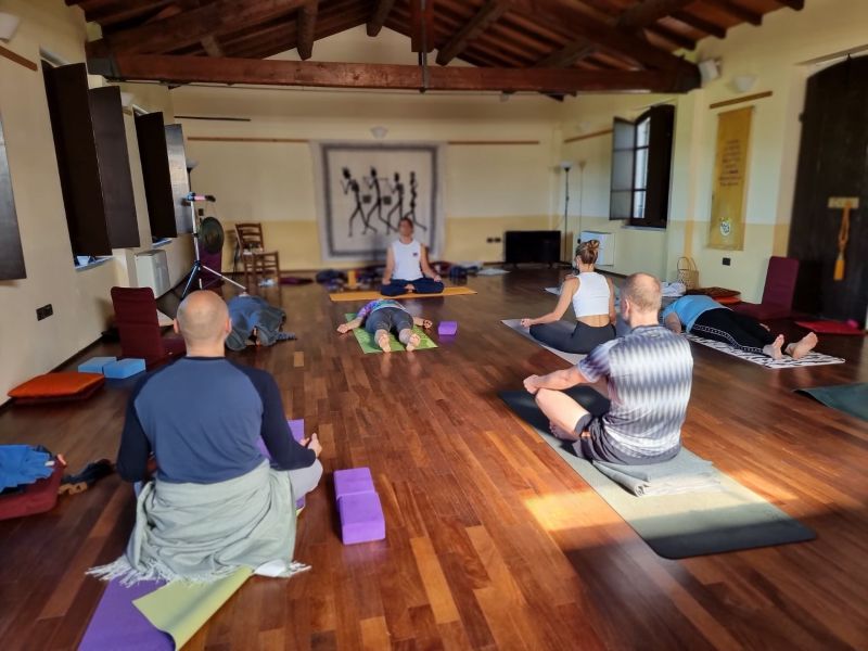 Роман для галереи 9