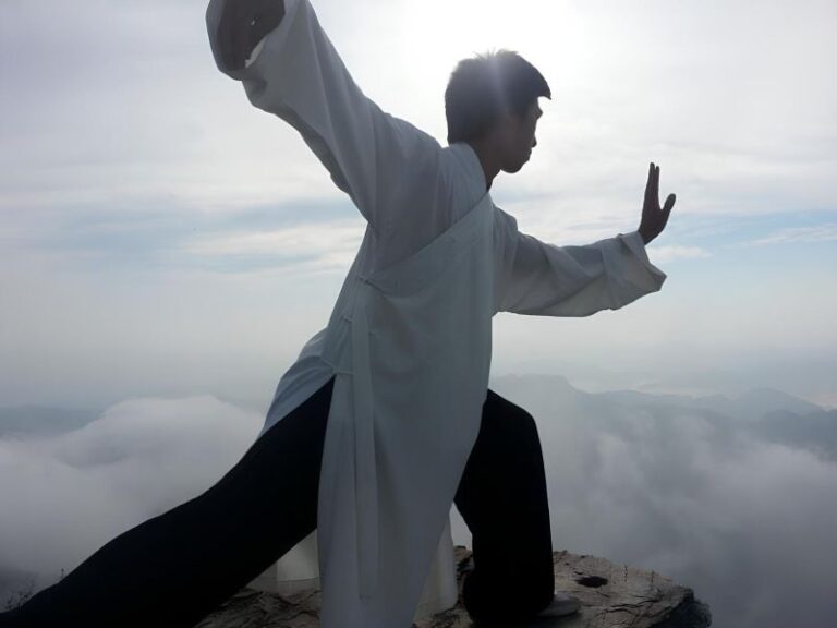 Упражнения цигун: 8 кусков парчи — древний секрет здоровья